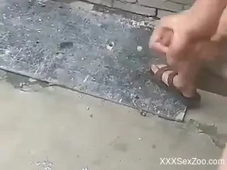 Dude fucks a sexy beast before cumming on the floor