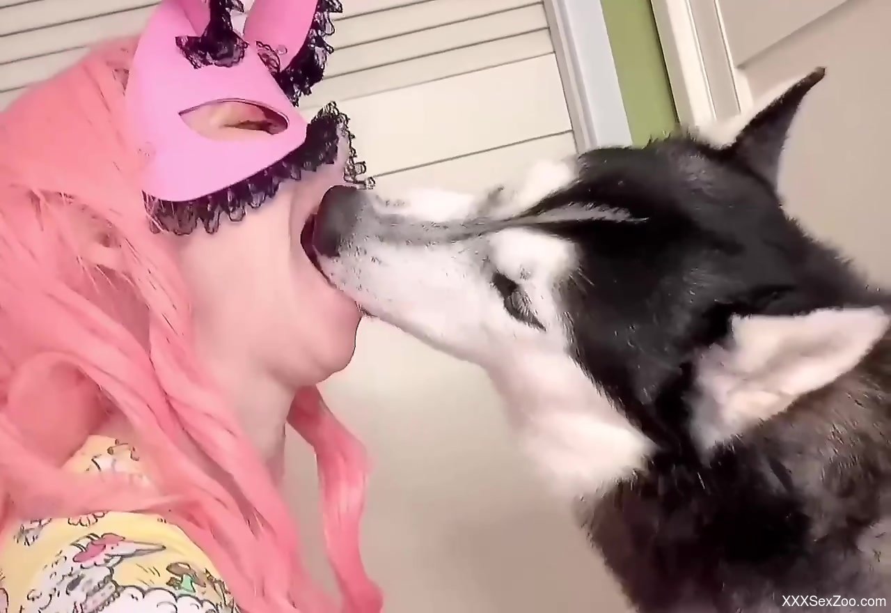 Kiss dog porn