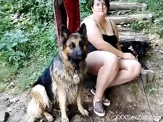 Fat mature home drilled by her dog and juiced with sperm